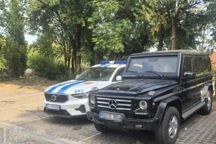 Trag koji vodi do Zvicera: Policija na pragu novog otkrića, da li će ih luksuzni "mercedes" dovesti do odbjeglog kriminalca