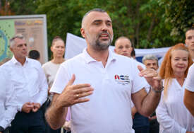 „Vrhunac licemjerja“ Simić o Dodikovoj tvrdnji da Doboj ide naprijed