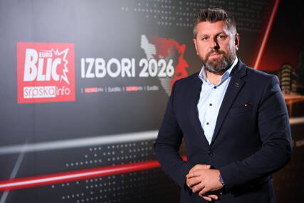 (VIDEO) “Stidim se Elfete Veseli” Ćamil Duraković otvoreno o Naseru Oriću, zločinima i POMIRENJU Srba i Bošnjaka 