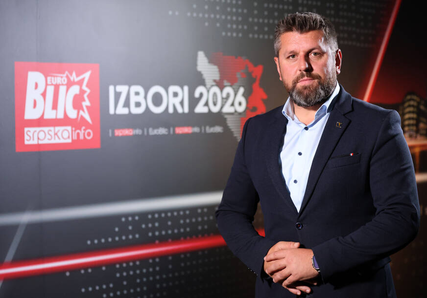 ĆAMIL DURAKOVIĆ 