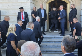 (FOTO) Koji zvaničnici iz Republike Srpske su došli na sahranu Ratka Mladića?
