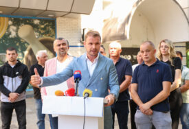 (FOTO) Stanivuković u Tesliću “Javni novac se SISTEMSKI izvlači”