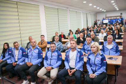 (FOTO) Stanivuković i PSS u Foči „Zaštititi domaću poljoprivredu i privredu je NACIONALNI INTERES broj jedan“