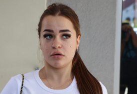 (VIDEO) "Rasturila sam neke brakove, tek ću rasturiti" Maloljetna Jovana najavila haos u "Eliti 10", već se našla na meti osuda