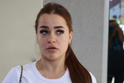 (VIDEO) "Rasturila sam neke brakove, tek ću rasturiti" Maloljetna Jovana najavila haos u "Eliti 10", već se našla na meti osuda