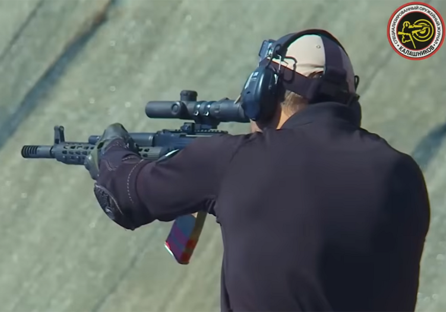 kalašnjikov AK 12+