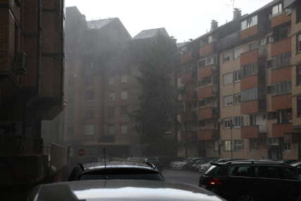 Danas oblačno UZ KIŠU i pljuskove: Temperatura do 20 stepeni, jače padavine očekuju se u Hercegovinu