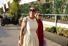 STIGLA FILIPOVA MAJKA Pojavila se na proslavi Arijinog rođendana, pa pokazala šta su prefinjenost i elegancija