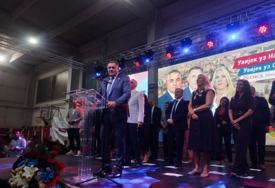 (FOTO) "Njihova pobjeda u oktobru nije upitna" Dodik ponosan na Minića i Cvijanovićevu, poručuje da njihova pobjeda neupitna