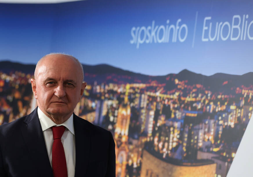PETAR DJOKIĆ