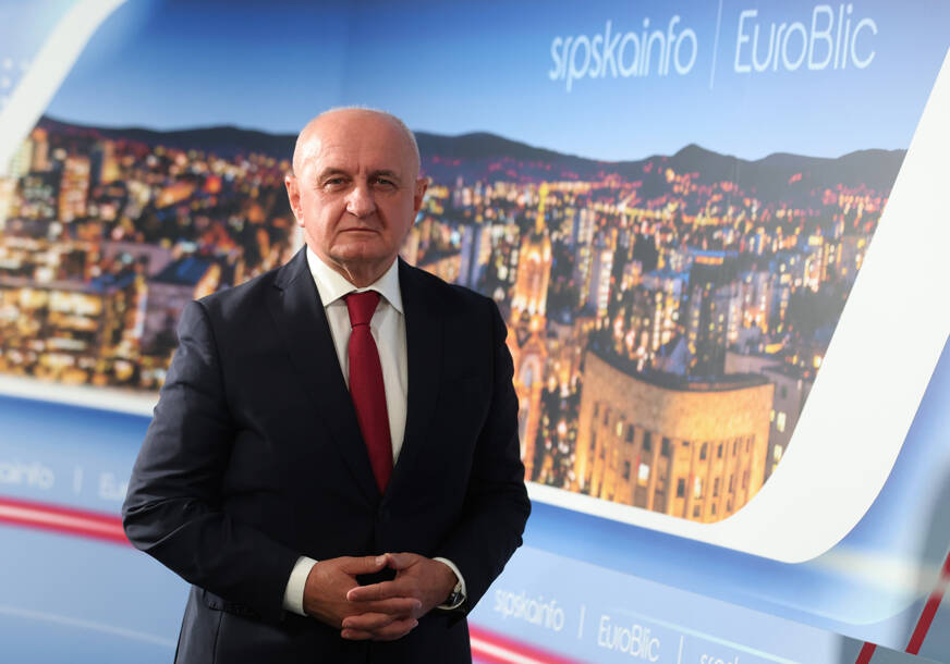 PETAR DJOKIĆ