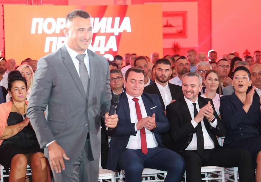 FOTO: USTUPLJENA FOTOGRAFIJA