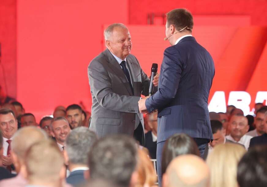 FOTO: USTUPLJENA FOTOGRAFIJA