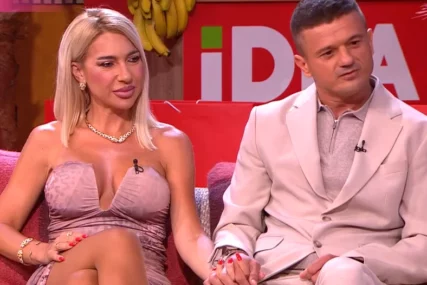 (FOTO) "Prvi poklon, moja ljubav" Jovana Jeremić pokazala šta je dečku spremila za rođendan
