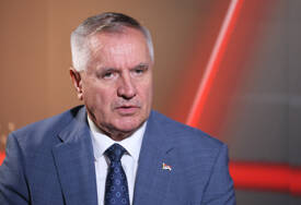 "Vijest koja čovjeka naprosto parališe" Višković se emotivnim riječima oprostio od doktora Gorana Talića