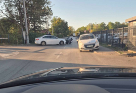 (FOTO) Teška saobraćajka u Banjaluci: Povrijeđen motociklista