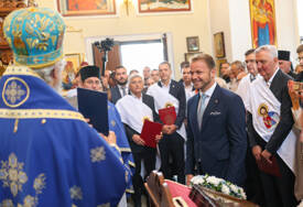 (FOTO) Duhovni centar u srcu Banjaluke: Stanivuković sa narodom i sveštenstvom proslavio Malu Gospojinu