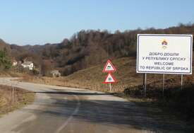 (FOTO) Banjaluka kao "MITSKO BIĆE" na putevima: Provozali smo se rutom na kojoj putokazi "BRIŠU" iz geografije najveći grad Srpske