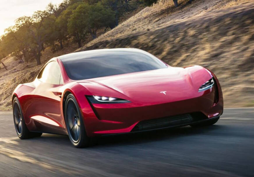 automobil "tesla"