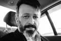 (FOTO) GLUMAC IZ „EZELA“ PRONAĐEN MRTAV Danima se nije javljao, djevojka ga pronašla u stanu
