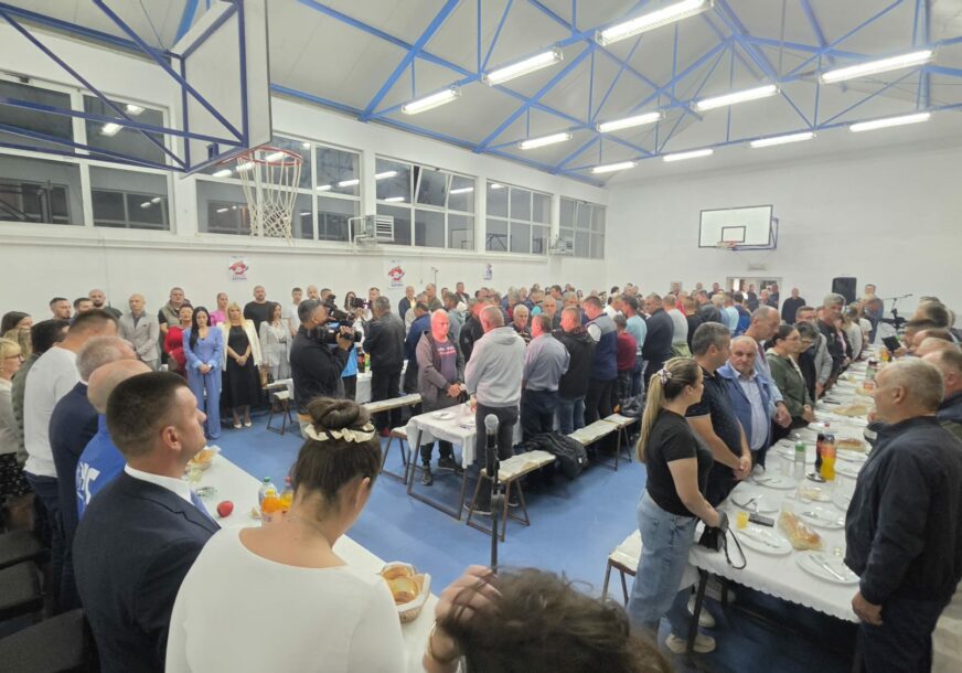 FOTO: USTUPLJENA FOTOGRAFIJA