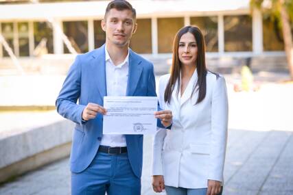 (FOTO) "Isti posao, različita plata" Poslanici PDP o nepravdi prema prosvjetnim radnicima sa završenom Pedagoškom akademijom