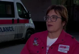 Beba nije sačekala porodilište: Žena se PORODILA KOD KUĆE "Čim je pukao vodenjak, krenulo je"
