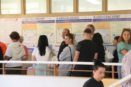 Opet pljušte kazne: Pogledajte koga je i zbog čega CIK danas UDARIO PO DŽEPU, najgore prošao SNSD