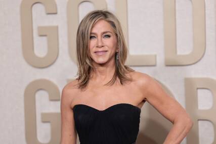 (VIDEO) Dženifer Aniston je obožava: Vježba ZA RUKE koja može da se radi i dok gledamo televiziju