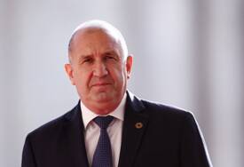 Premijer sazvao hitan sastanak: Dronovi pogodili dva broda kod bugarske obale, u toku opsežna potraga za posadom