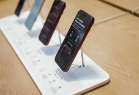 Skupa memorija otjerala kupce: Apple smanjuje proizvodnju iPhone 18 Pro