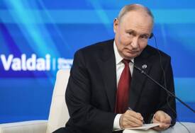 "Spremni smo da započnemo pregovore" Putin istakao da neutralni status Ukrajine ostaje jedan od prioriteta Moskve