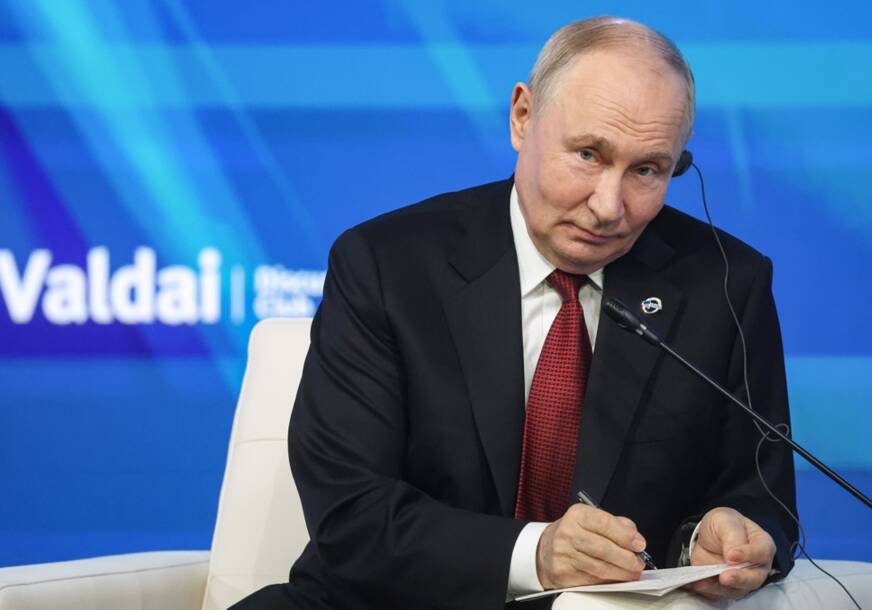 "Spremni smo da započnemo pregovore" Putin istakao da neutralni status Ukrajine ostaje jedan od prioriteta Moskve