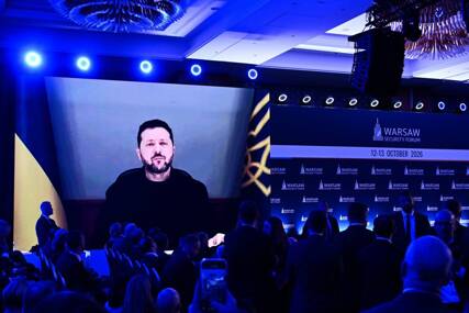 (FOTO, VIDEO) "Oni dobijaju drugačija naređenja" Zelenski tvrdi da su Rusi prekršili primirje