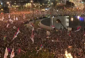 (VIDEO) Kandidati Studentske liste položili zajedničku zakletvu, obratio se i student iz Srpske "Hladna Drina, kičma je jednog naroda, neće biti podjela"