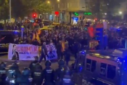 (VIDEO) Pobuna na ulicama Madrida nakon željezničke nesreće: Građani traže odgovornost za 68 izgubljenih života