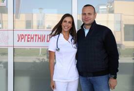 (FOTO) Šobot potvrdio angažman: Doktorka iz Tomislavgrada koja je dobila otkaz nakon objave o Ratku Mladiću zaposlila se u UKC RS