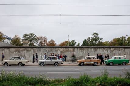 Nevidljivi zid i dalje DIJELI NJEMAČKU: Na čelu 100 najvećih firmi, 36 godina od ujedinjenja, nijedan čovjek sa istoka