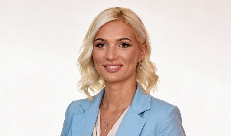 (FOTO) Novo lice u Narodnoj skupštini: Ko je Biljana Lukić, liderka ženske ekipe u SDS