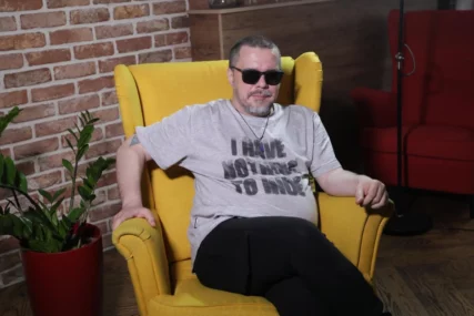Bojan Tomović napravio skandal na sahrani bake: Skinuo donji veš, vrijeđao rođake i optužio ih da glume tugu