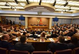 IZGUBLJENI U PREVODU Crna Gora ulazi u EU sa zakonodavstvom na hrvatskom jeziku