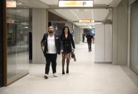 "JA SAM TVOJ SIN" Pjevač koji ima milione doživio šok života nakon 18 godina