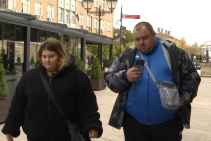 (VIDEO) Optuženi u maricama odvezeni u pritvor: Roditelji Danke Ilić oči u oči sa optuženima za ubistvo kćerke