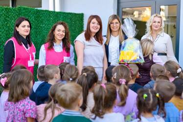 (FOTO) U susret „Nedjelji djeteta“: Predstavnici grada posjetili dječiji vrtić „Panorama“ u naselju Paprikovac