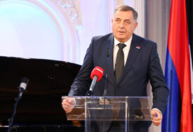 (FOTO) Dodik u SUZAMA NA KOMEMORACIJI Goranu Taliću "Bio je moj prijatelj, nikada nije pravio razliku među ljudima"