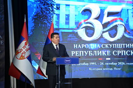 (VIDEO, FOTO) Srpska je nastala kao istorijska pravda: Inspirativan govor Stevandića na akademiji u čast 35 godina Narodne skupštine