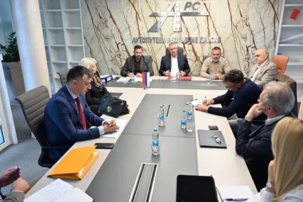 VAŽAN SASTANAK Analiza dosadašnje dinamike izvođenja radova na dionici Rača-Bijeljina