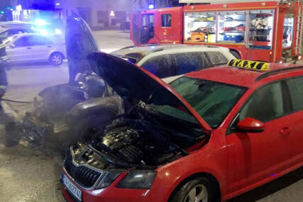 DRAMA NA PALAMA Dva automobila potpuno izgorjela u požaru tokom noći