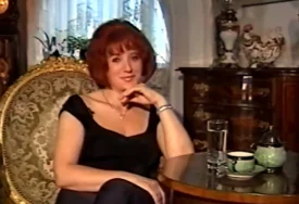 "MUŽ MI NIKAD NIJE REKAO DA SAM LIJEPA" Pjevačica u mladosti nije ličila na sebe, a evo koje savjete dijeli ženama