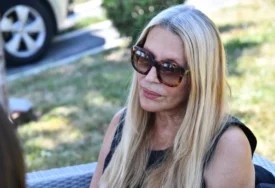 (FOTO) ELENU SVI ZNATE Ovo je mlađa kćerka Verice Rakočević, živi u Americi i uspješna je u svom poslu